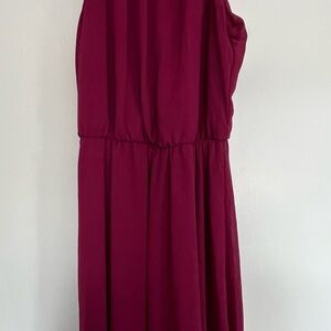 Elegant Burgundy Sleeveless Dress